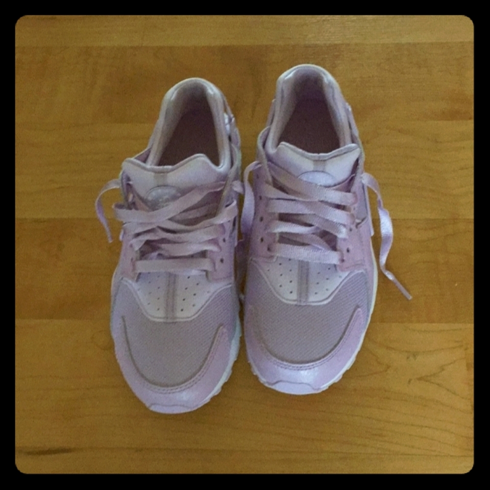 New Nike Huarache Sneakers